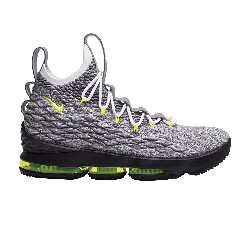 Nike LeBron 15 Air Max 95