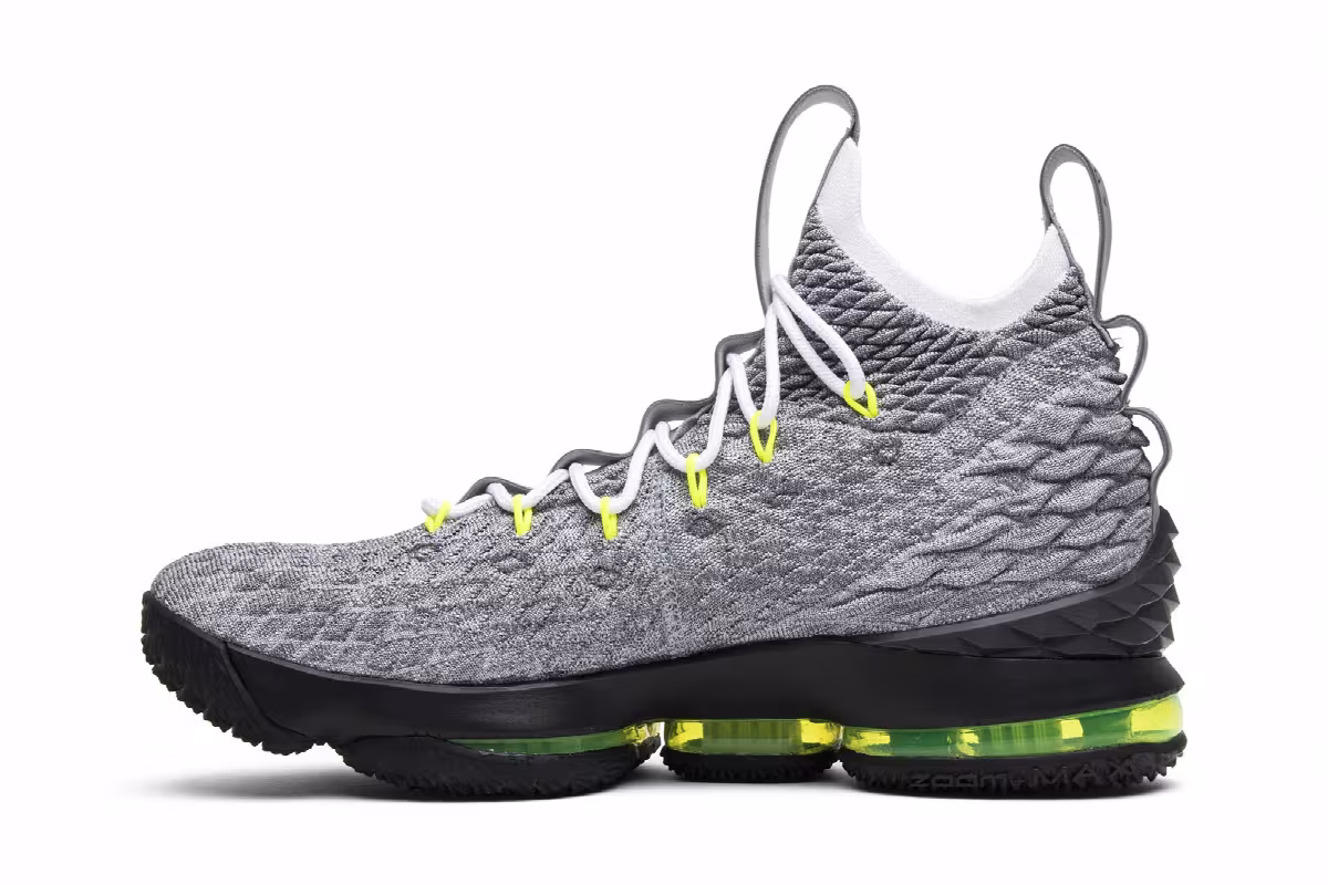 Nike LeBron 15 Air Max 95, view 4