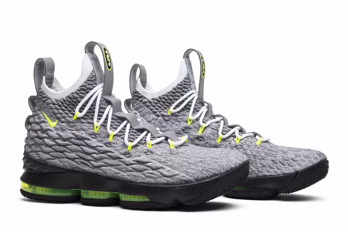 Nike LeBron 15 Air Max 95, view 9
