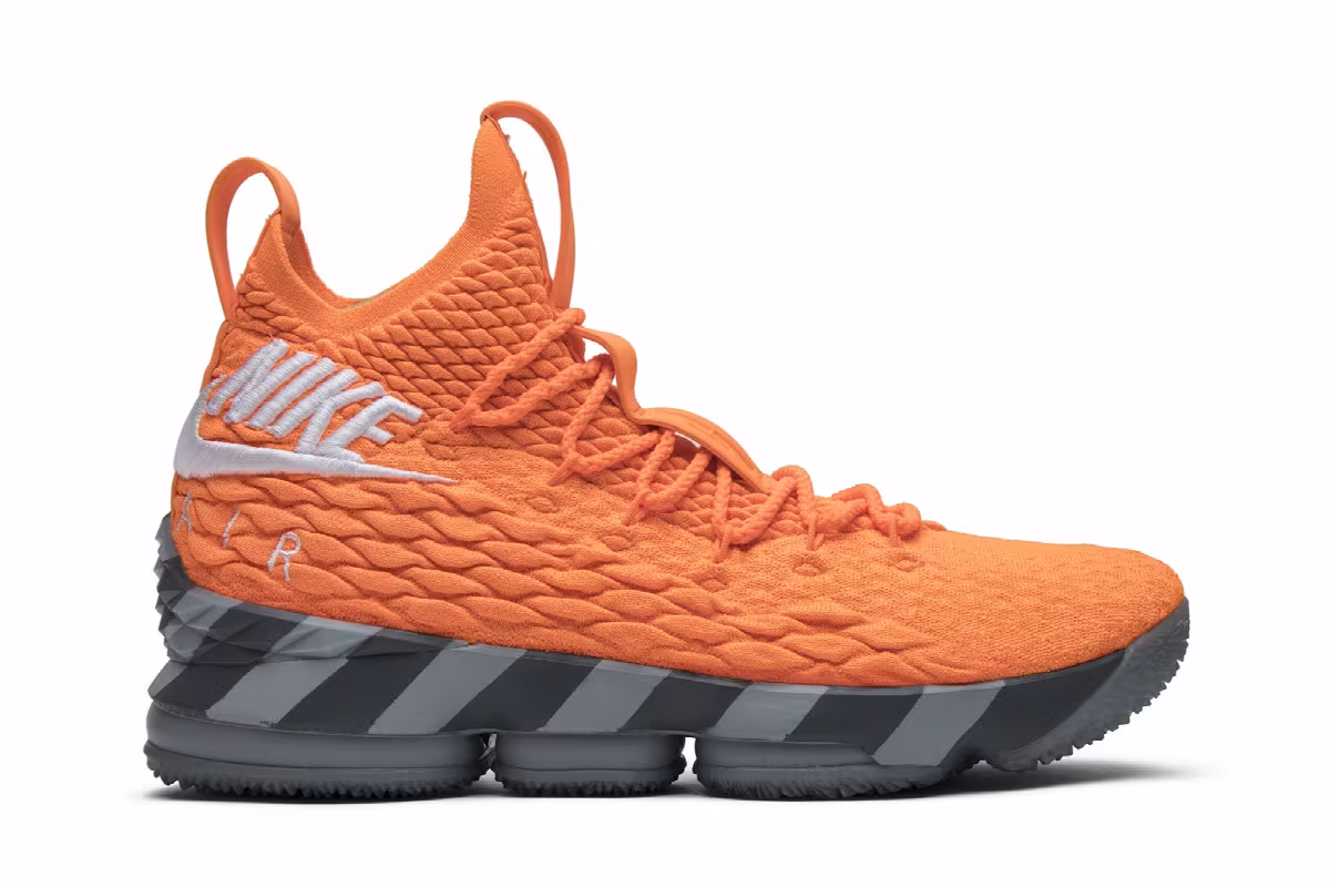Nike LeBron 15 Orange Box, view 2