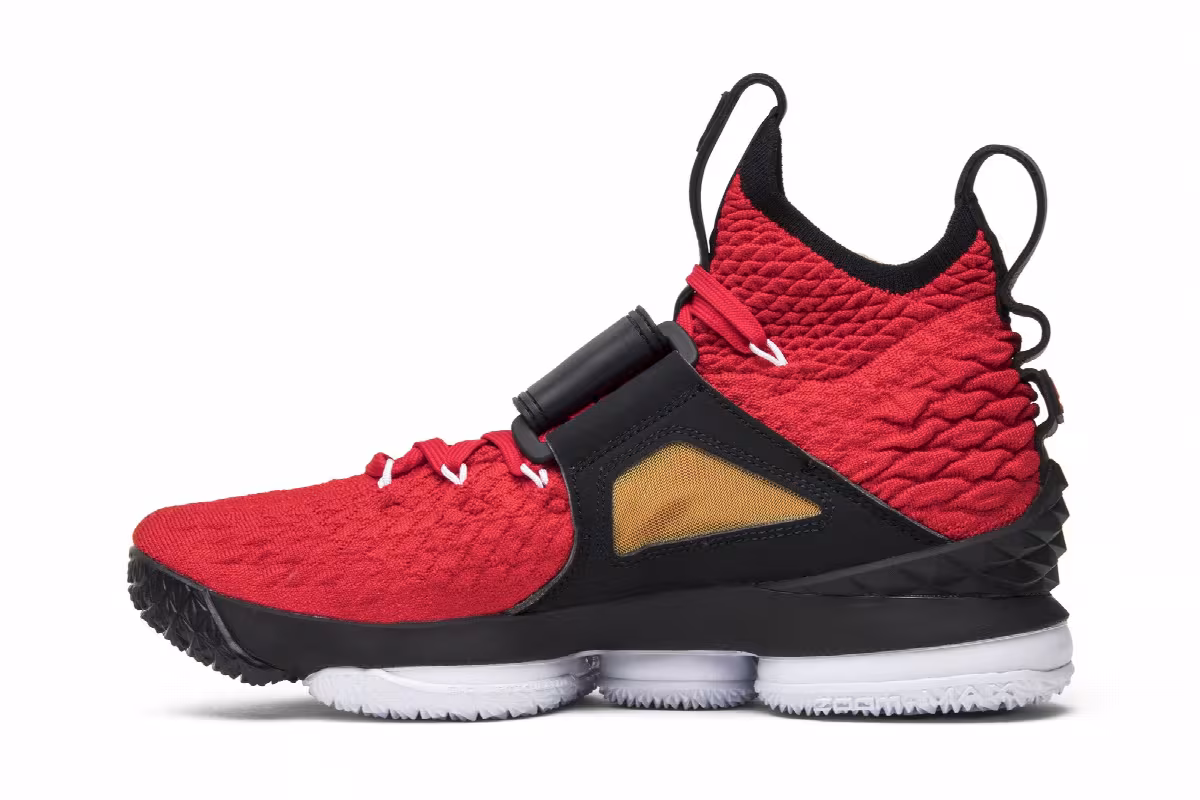 Nike LeBron 15 Red Diamond Turf, view 4