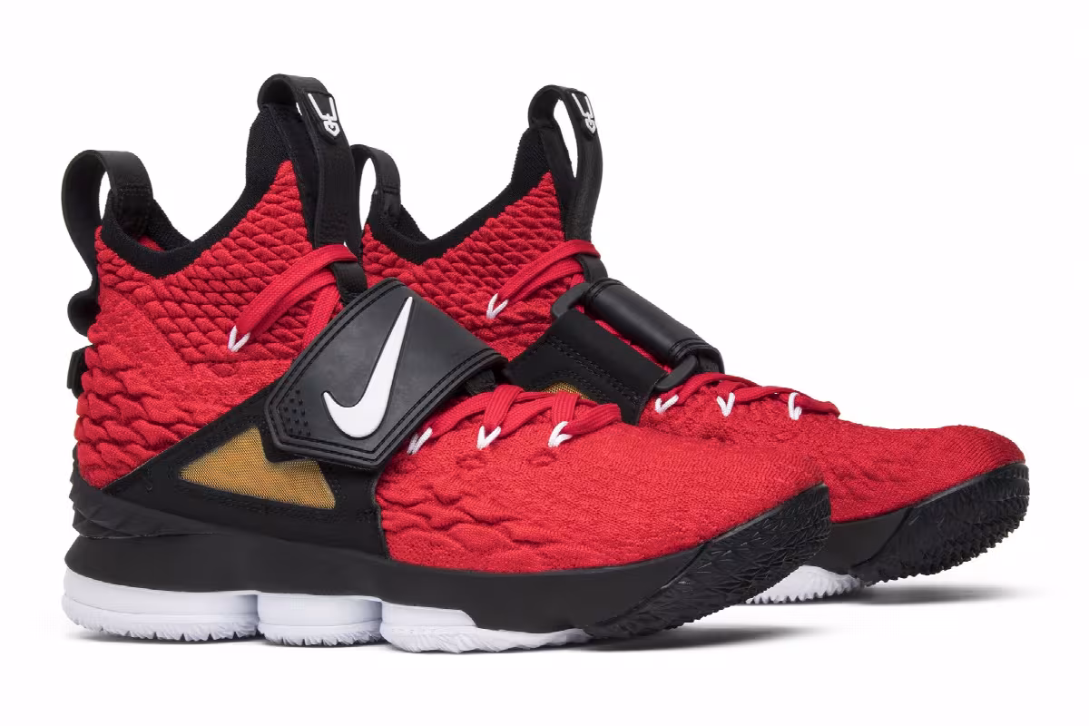 Nike LeBron 15 Red Diamond Turf, view 9