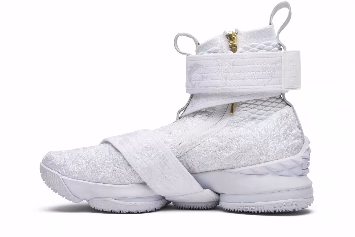Kith x Nike LeBron Lifestyle 15 City of Angels, view 4