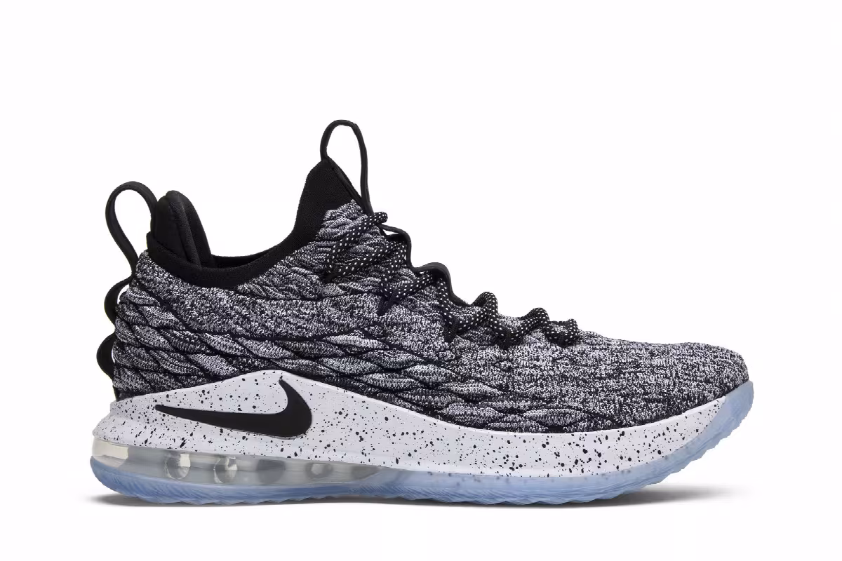 Nike LeBron 15 Low Ashes, view 2