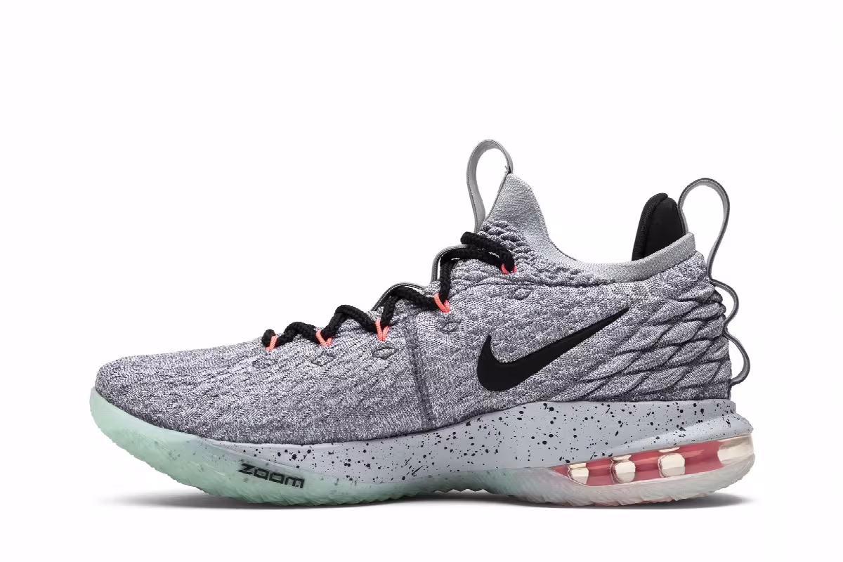 Nike Lebron 15 Low Melon, view 4