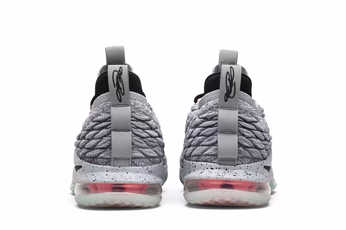 Nike Lebron 15 Low Melon, view 7