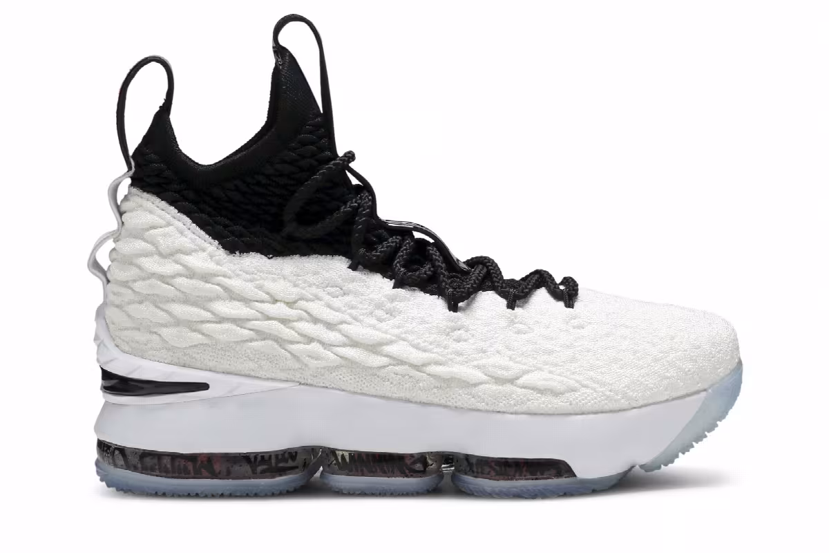 Nike Lebron 15 GS Graffitti, view 2