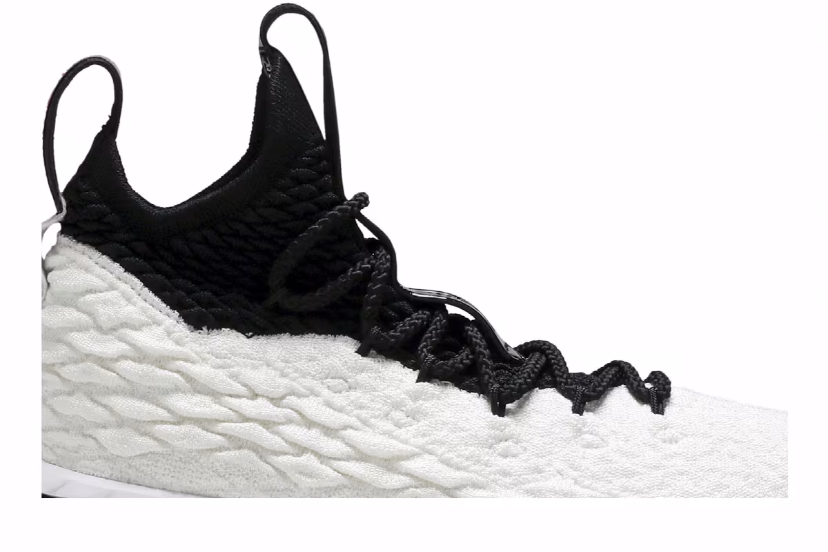 Nike Lebron 15 GS Graffitti, view 3