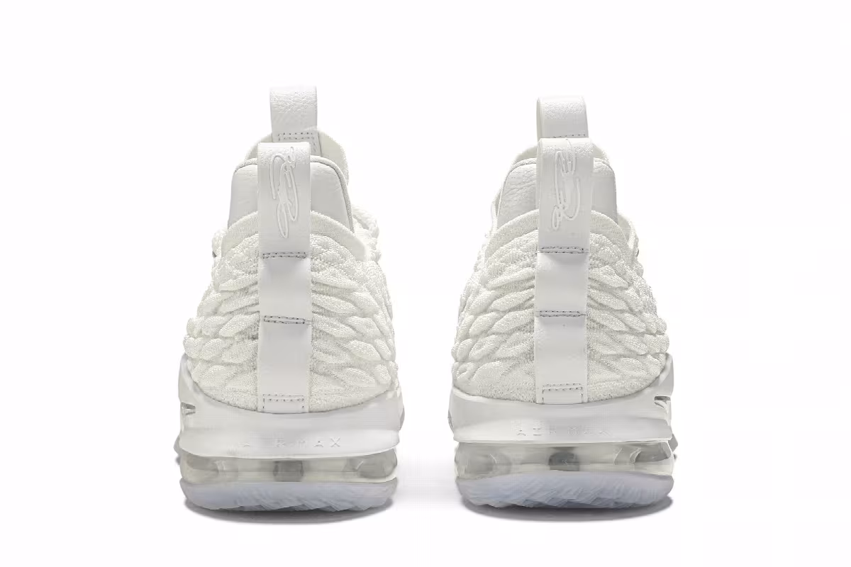 Nike LeBron 15 Low White Metallic, view 7
