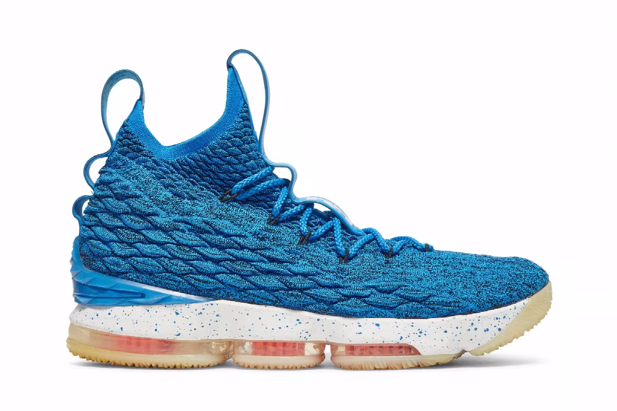 Nike LeBron 15 Hardwood Classics, view 2