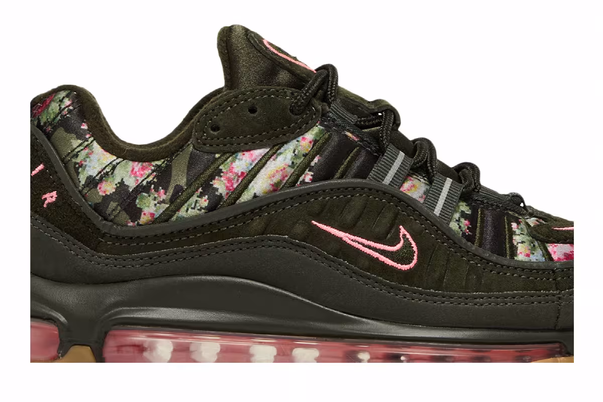Nike Women's Air Max 98 Floral Camo, view 3