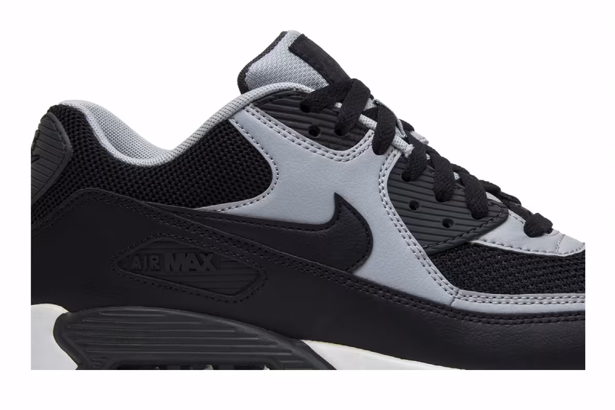 Nike Air Max 90 Essential Wolf Grey, view 3