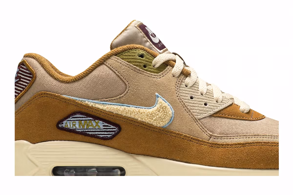 Nike Air Max 90 Varsity Pack, view 3