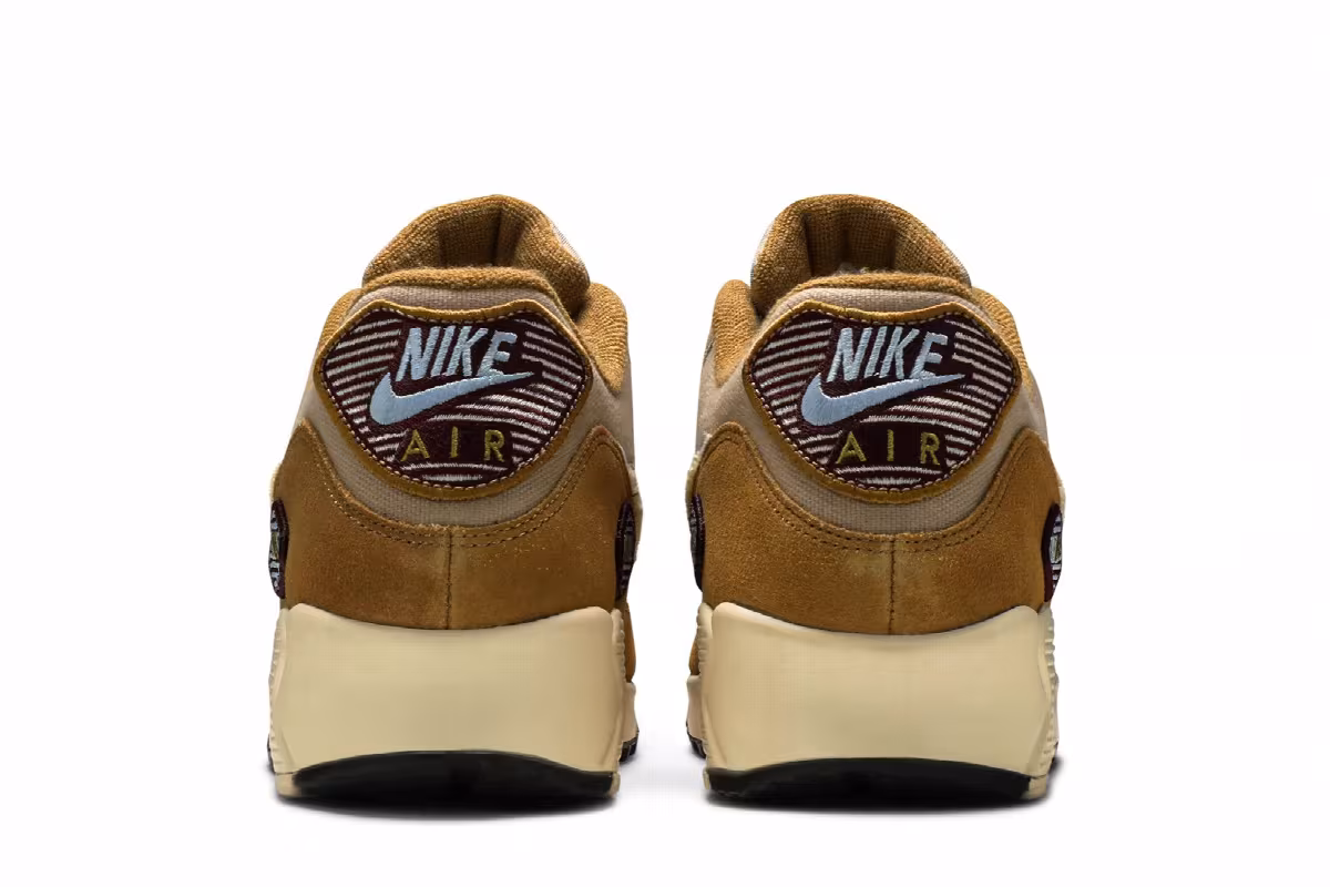 Nike Air Max 90 Varsity Pack, view 7