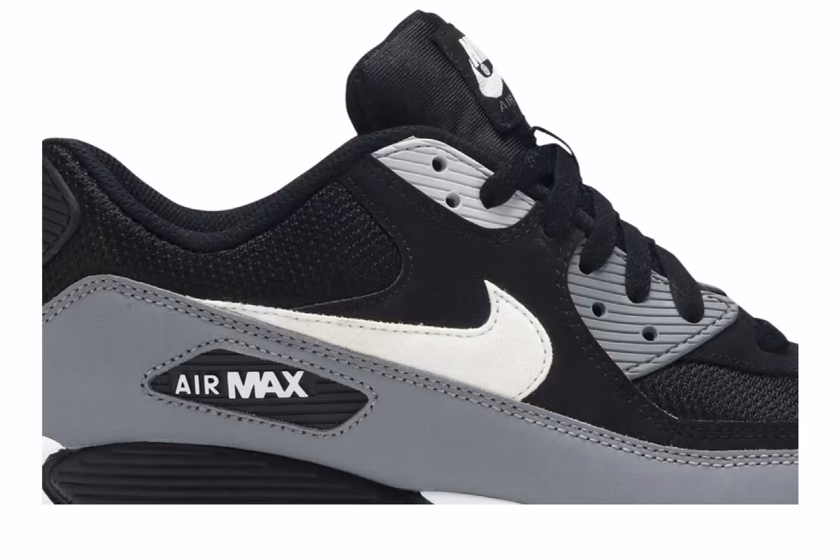 Nike Air Max 90 Essential Cool Grey, view 3