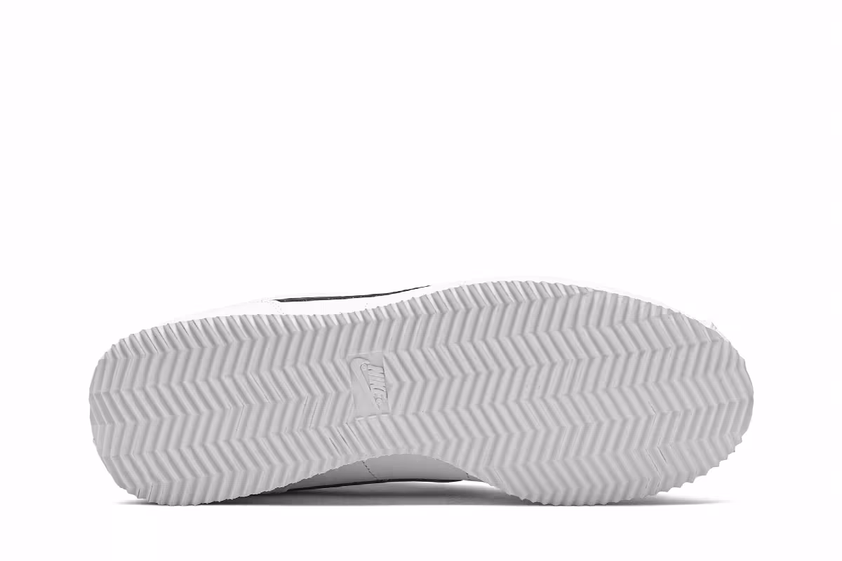 Nike Cortez Basic Leather White Black, view 5