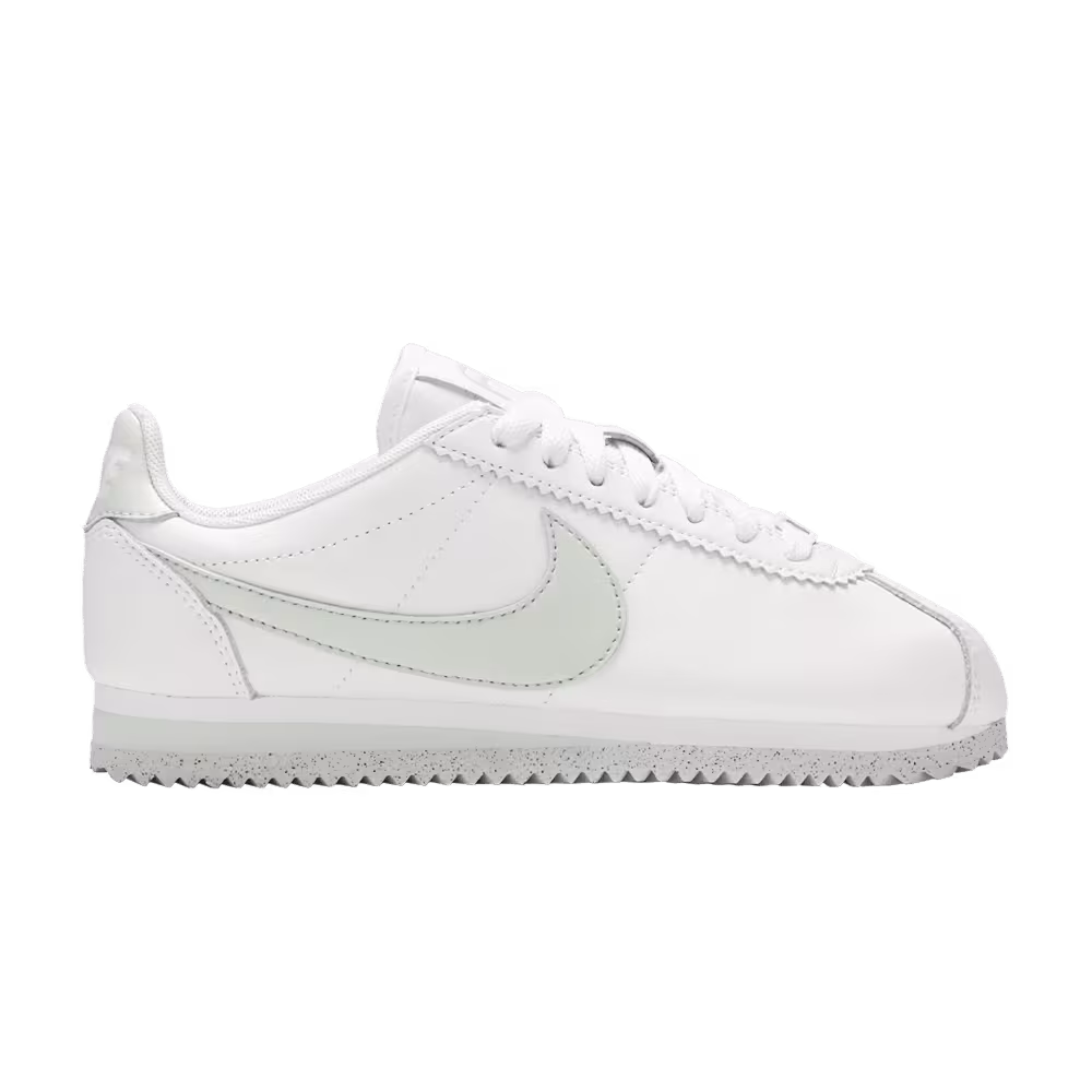 Nike Women's Classic Cortez Flyleather White Light Silver