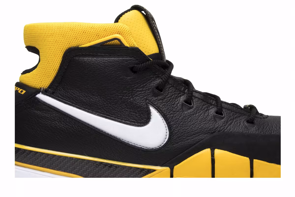 Nike Zoom Kobe 1 Protro Black Maize 2018, view 3