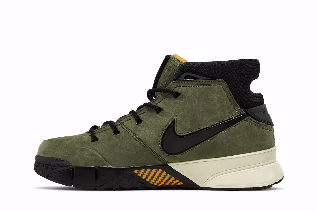 Undefeated x Nike Zoom Kobe 1 Protro Flight Jacket, view 4