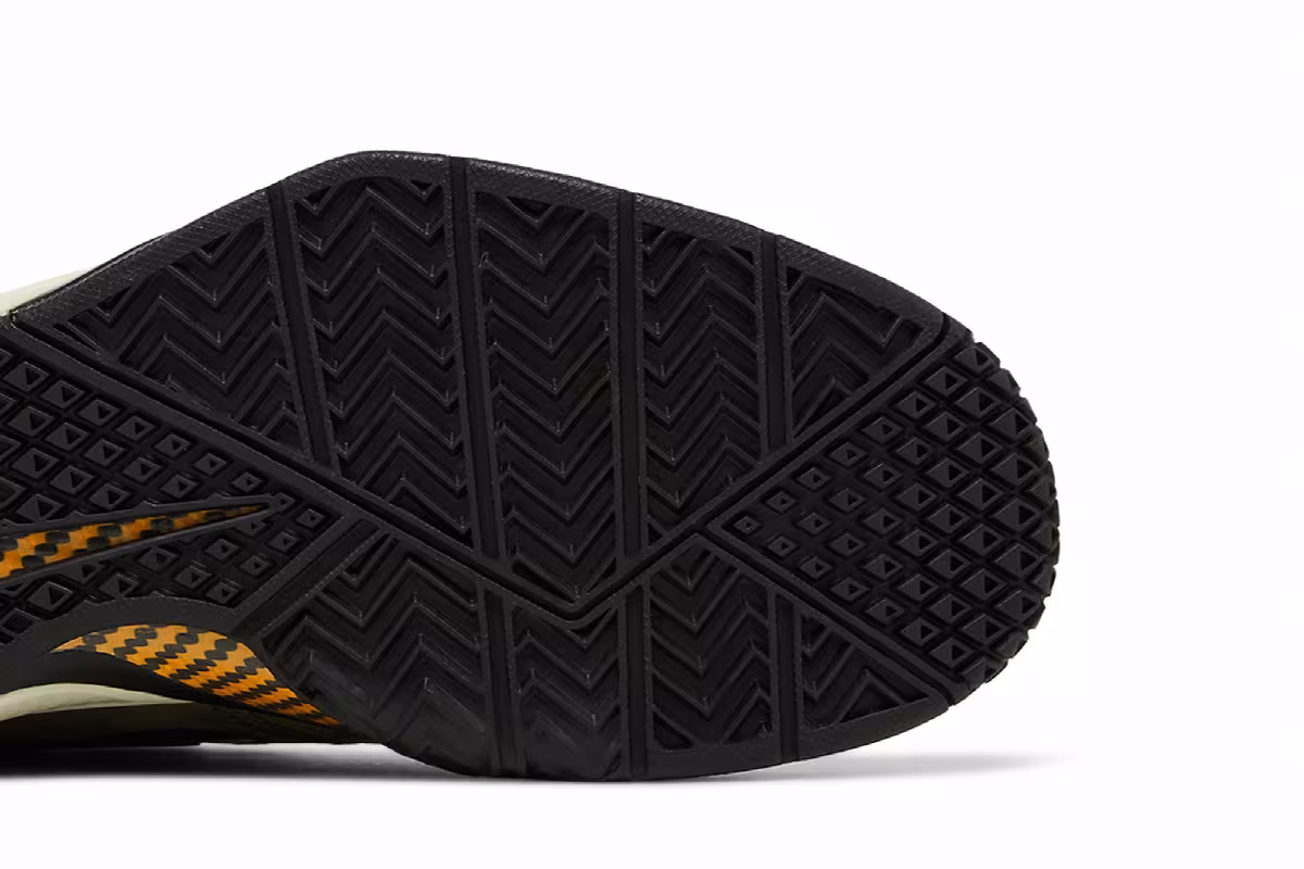 Undefeated x Nike Zoom Kobe 1 Protro Flight Jacket, view 6