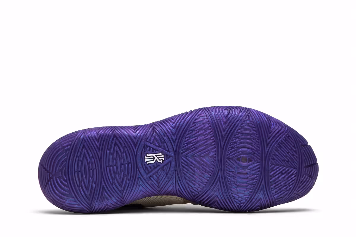 Concepts x Nike Kyrie 5 Ikhet, view 5