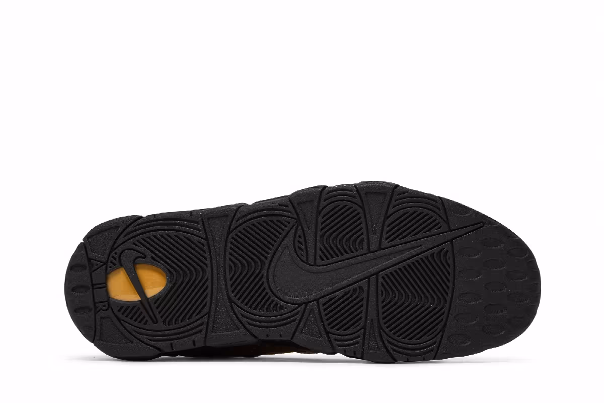 Nike Air More Money Metallic Gold, view 5