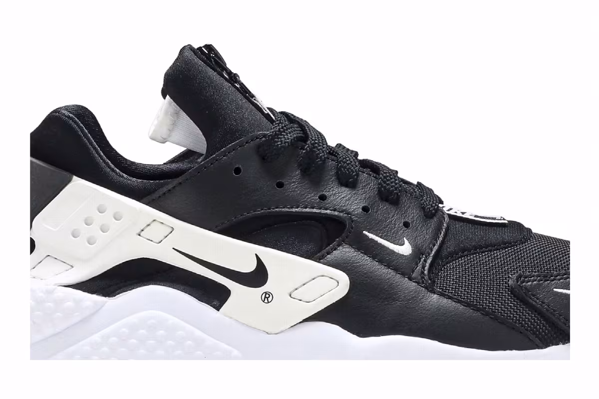 Nike Air Huarache Premium Zip Black, view 3