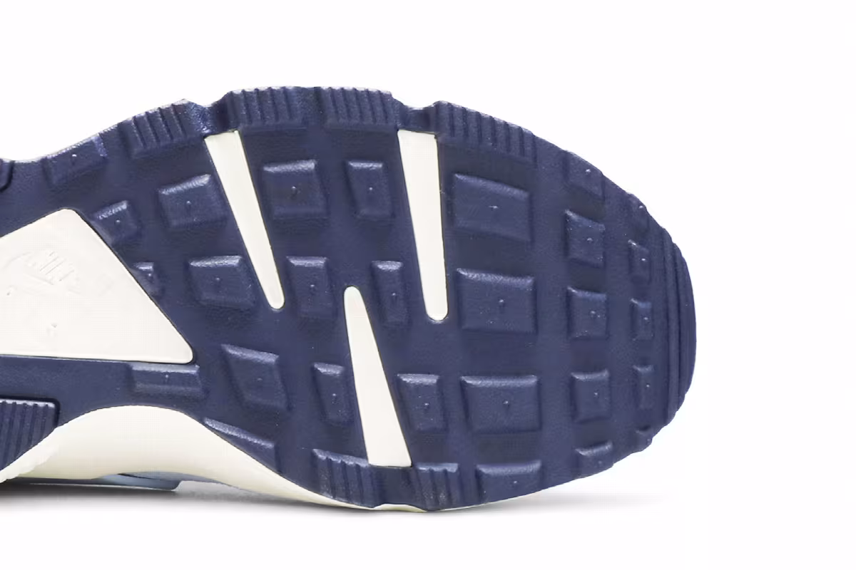 Nike Air Huarache Premium Blue Tint, view 6