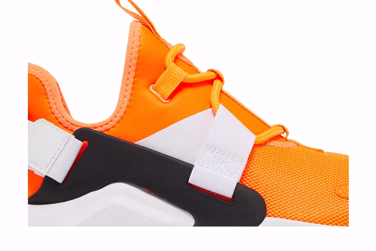 Nike Women's Huarache City Low Just Do It, view 3
