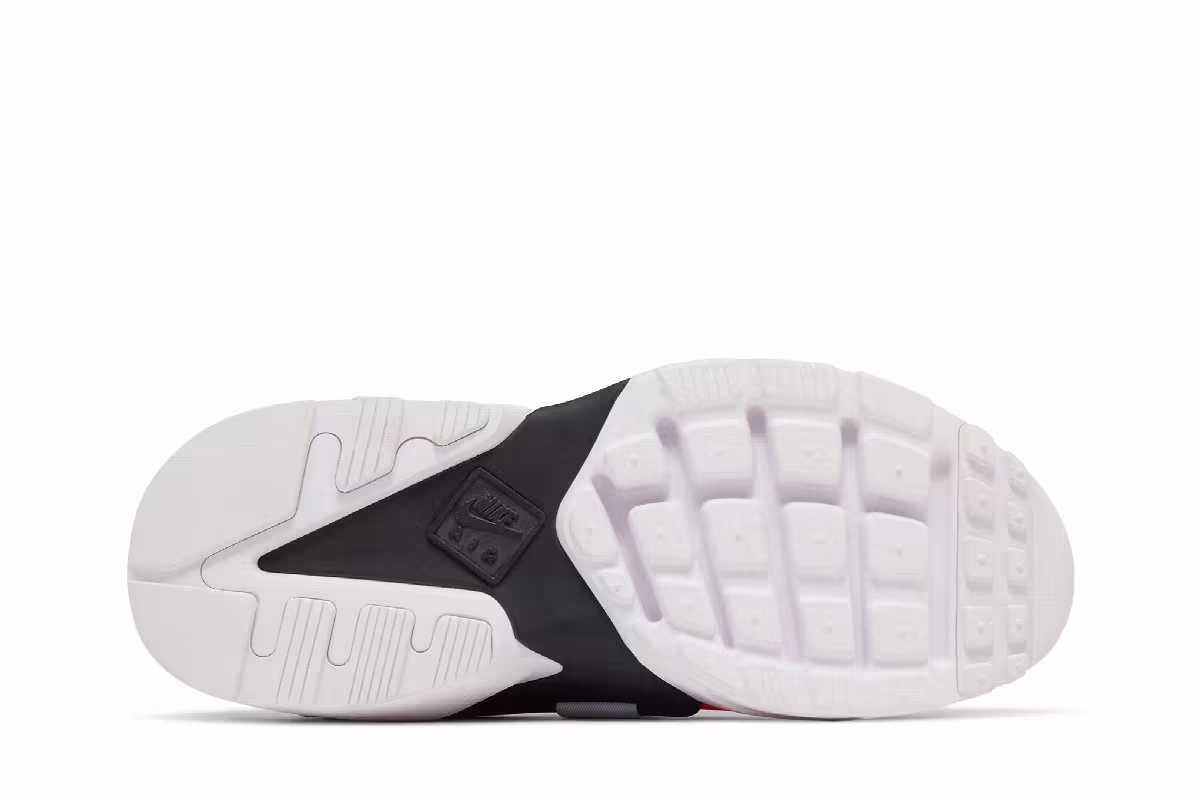 Nike Women's Huarache City Low Just Do It, view 5