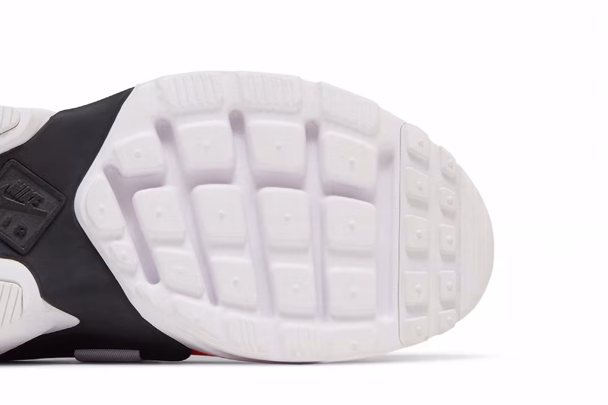 Nike Women's Huarache City Low Just Do It, view 6
