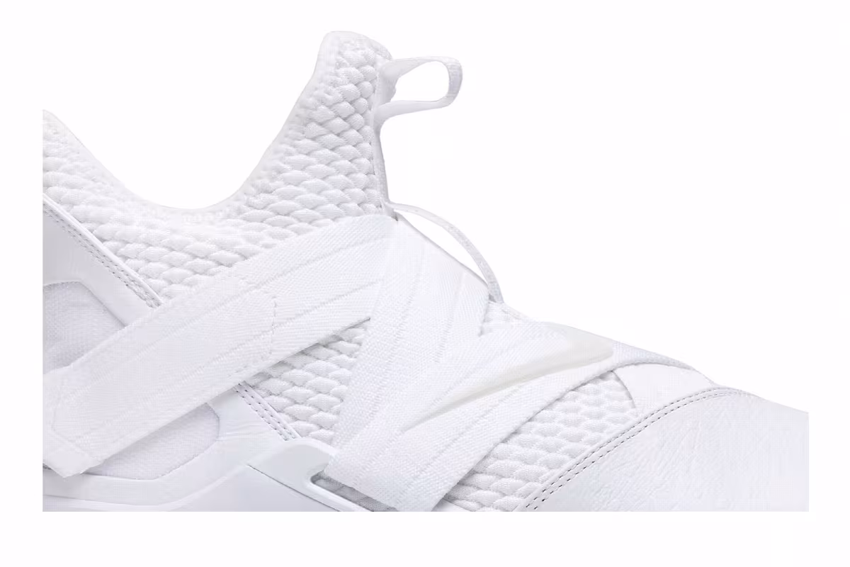 Nike LeBron Soldier 12 SFG White, view 3