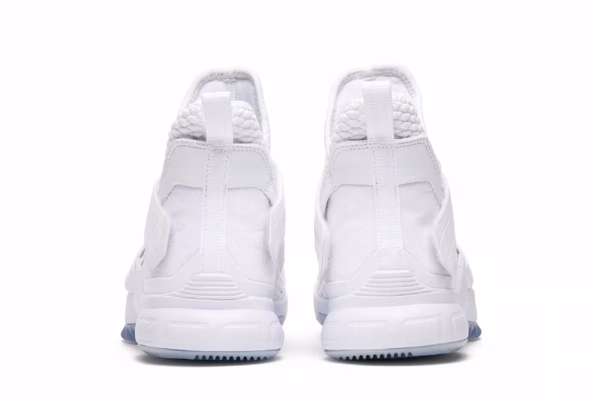 Nike LeBron Soldier 12 SFG White, view 7