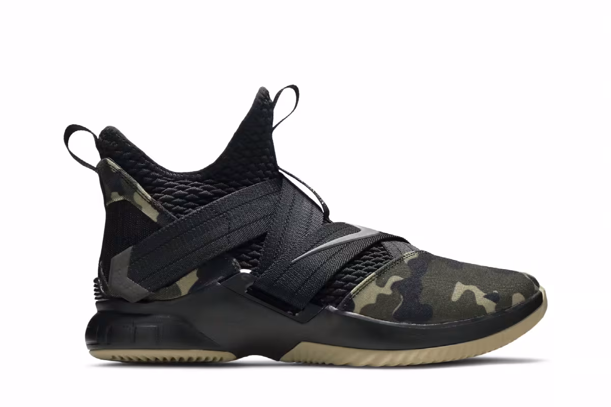 Nike LeBron Soldier 12 SFG Camo, view 2