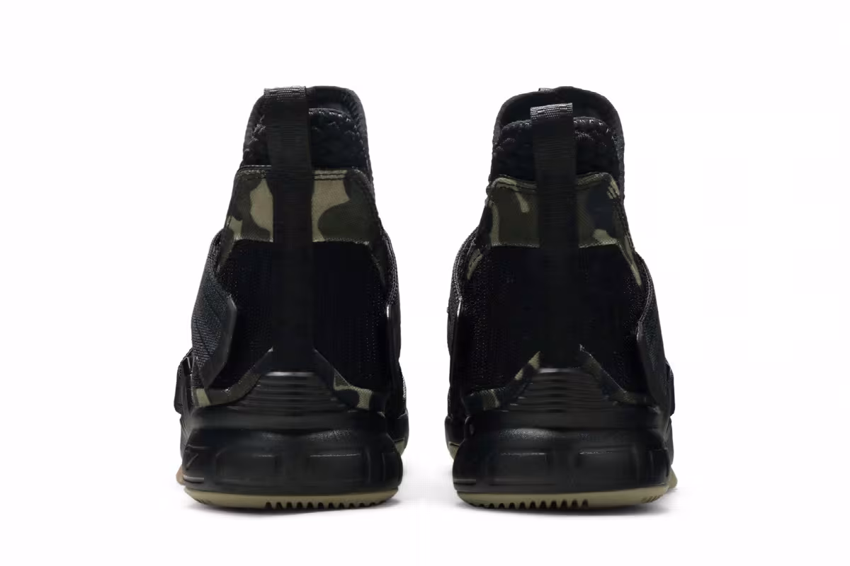 Nike LeBron Soldier 12 SFG Camo, view 7