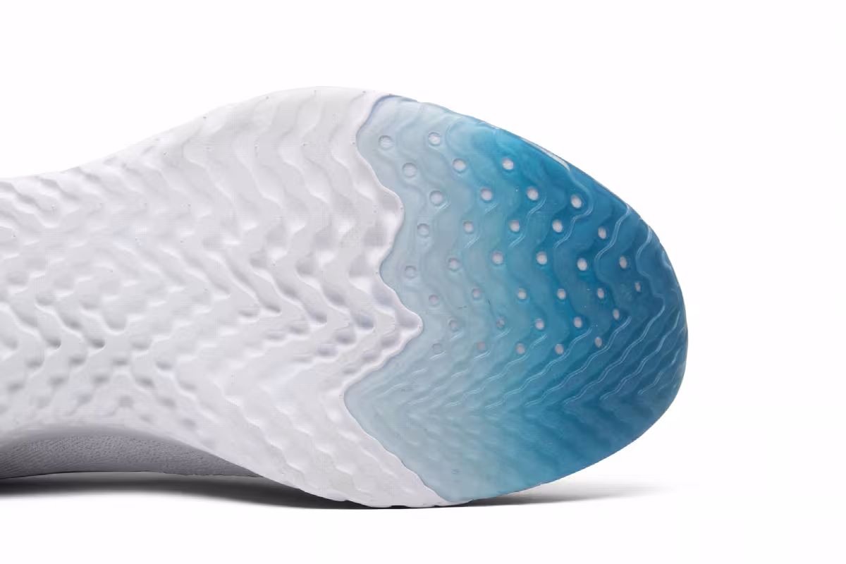 Nike Epic React Flyknit OG, view 6