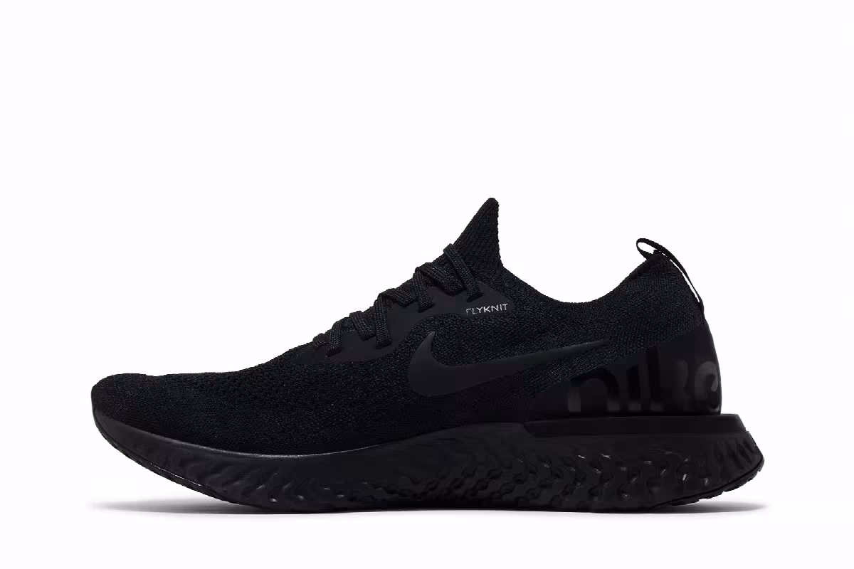 Nike Epic React Flyknit Triple Black, view 4