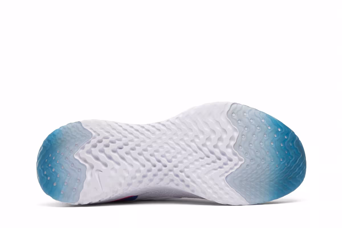 Nike Women's Epic React Flyknit OG, view 5