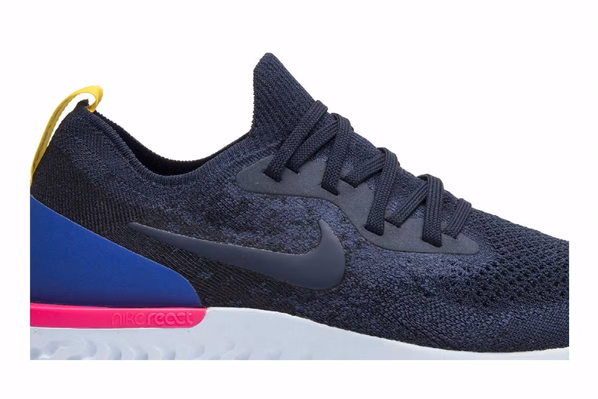 Nike Women's Epic React Flyknit College Navy, view 3