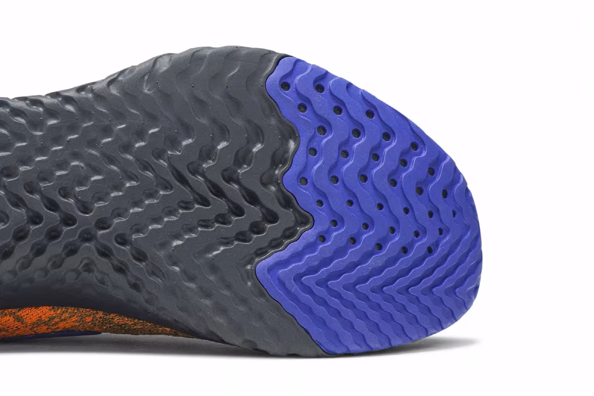 Nike Epic React Flyknit Mowabb, view 6
