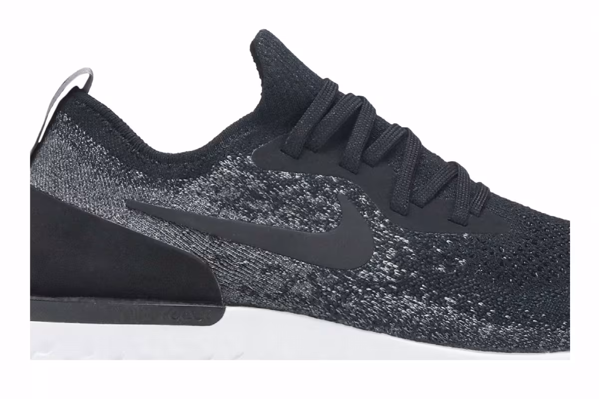 Nike Women's Epic React Flyknit Black, view 3