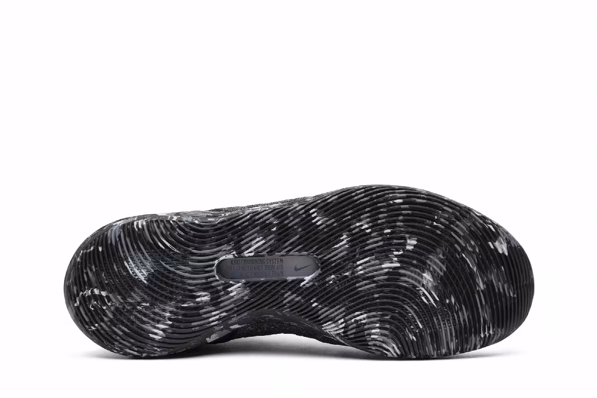 Nike Zoom KD 11 Gold Splatter, view 5