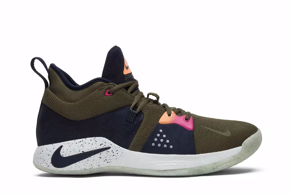 Nike PG 2 ACG, view 2