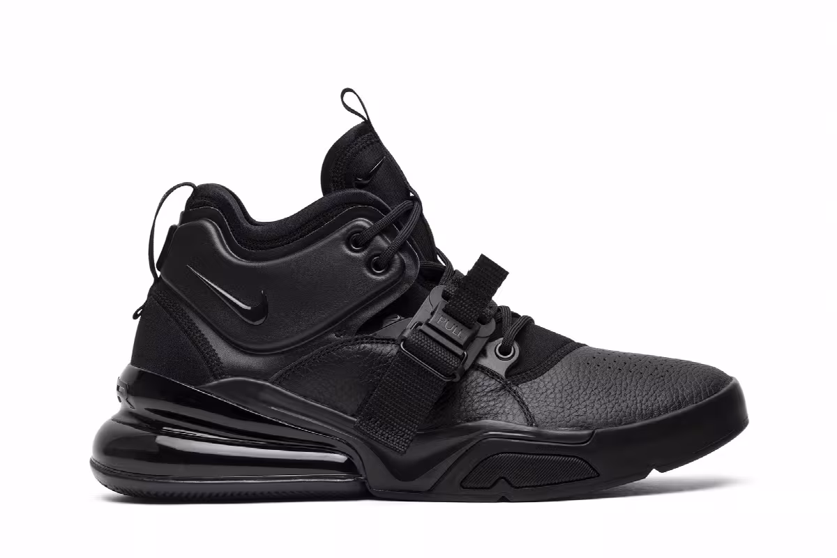 Nike Air Force 270 Triple Black, view 2