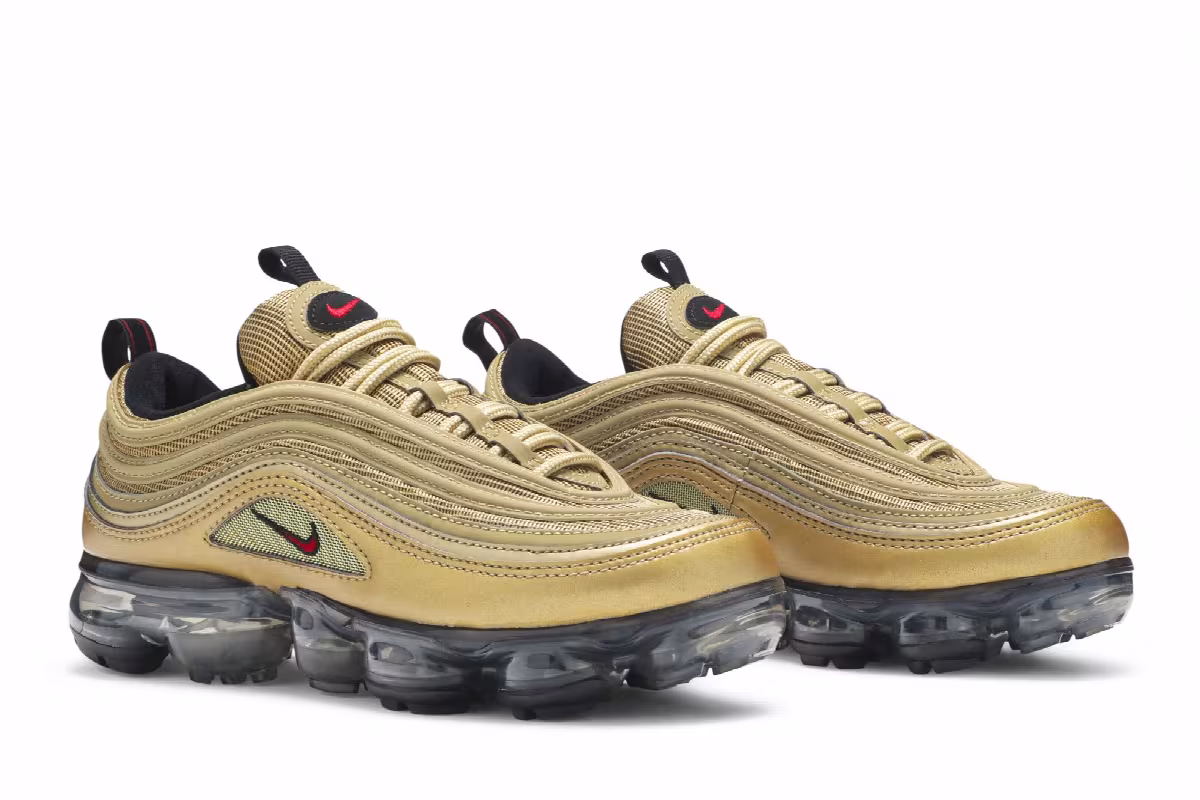 Nike Air VaporMax 97 GS Metallic Gold, view 9