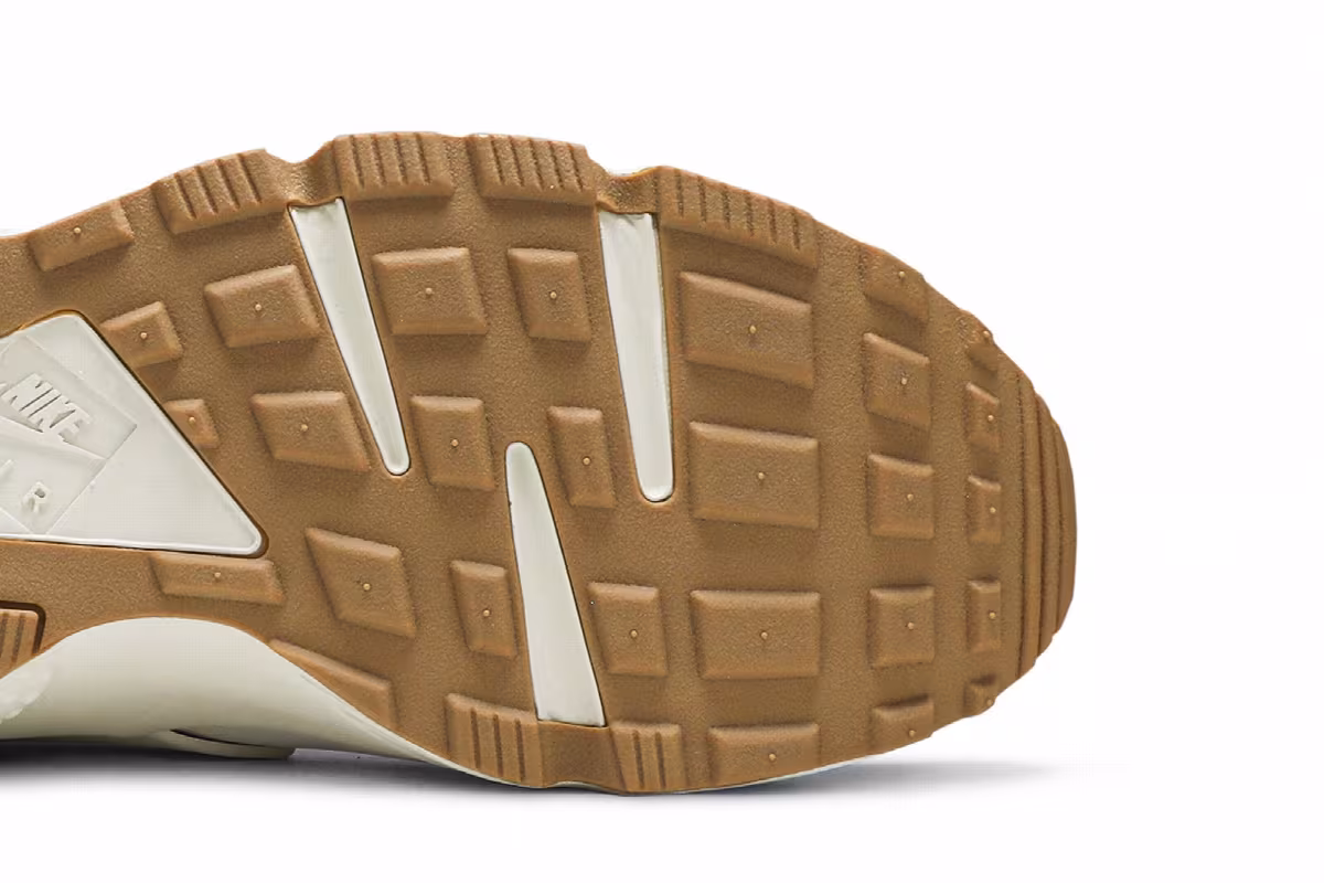 Nike Air Huarache Run Print Alternate Galaxy, view 6