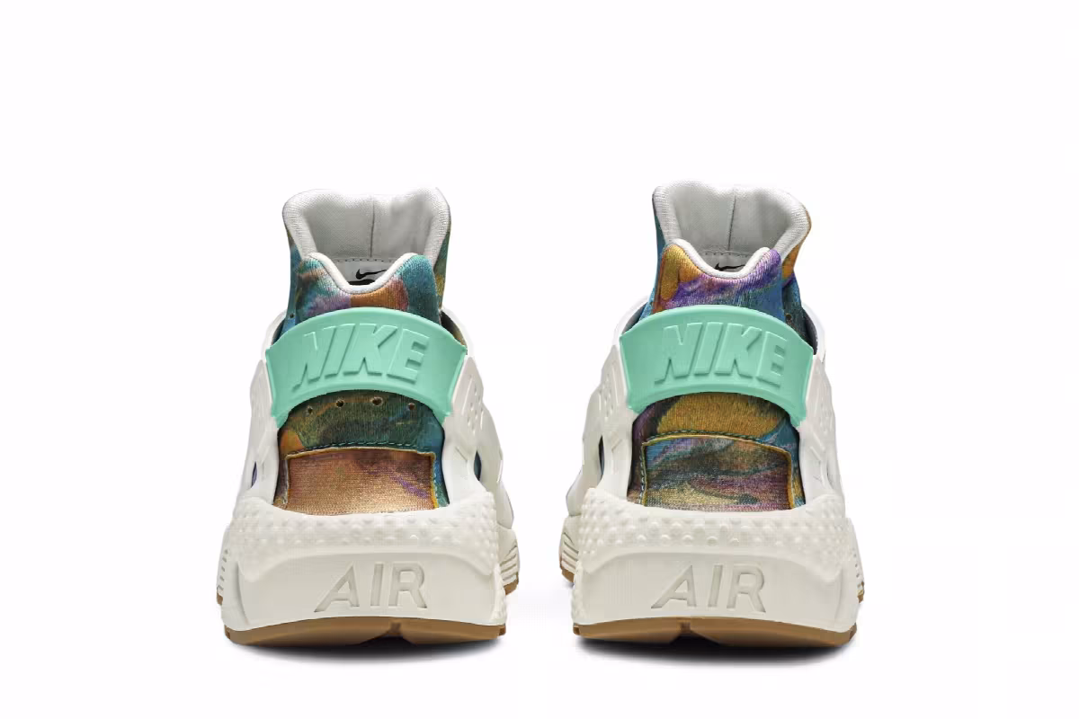 Nike Air Huarache Run Print Alternate Galaxy, view 7