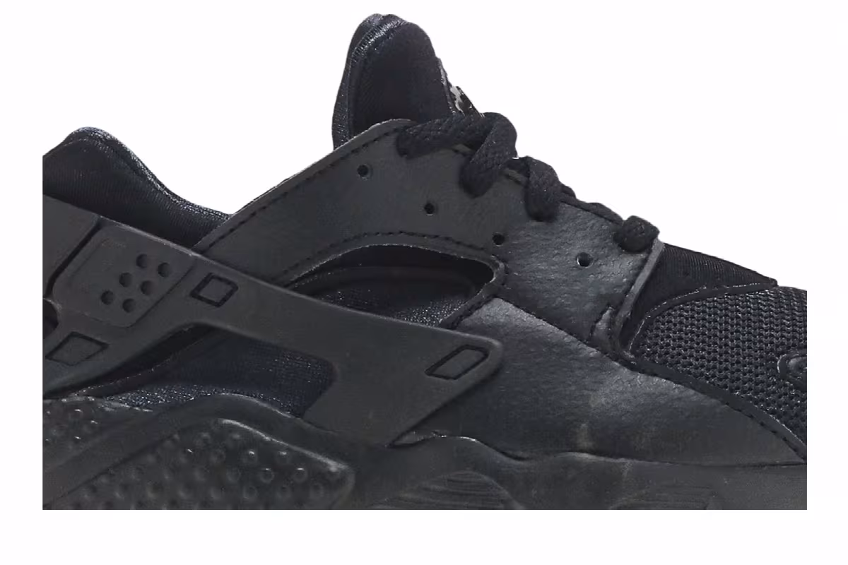 Nike Huarache Run PS Triple Black, view 3