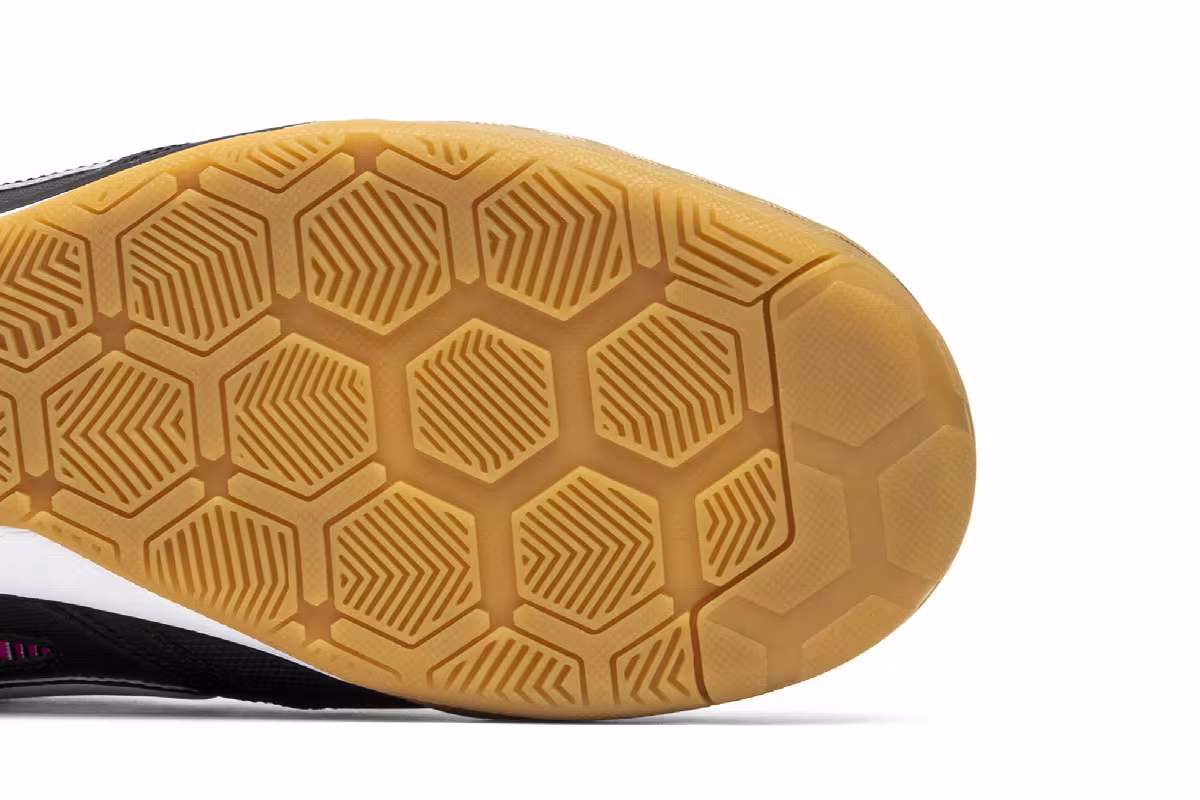Supreme x Nike Gato SB Black, view 6