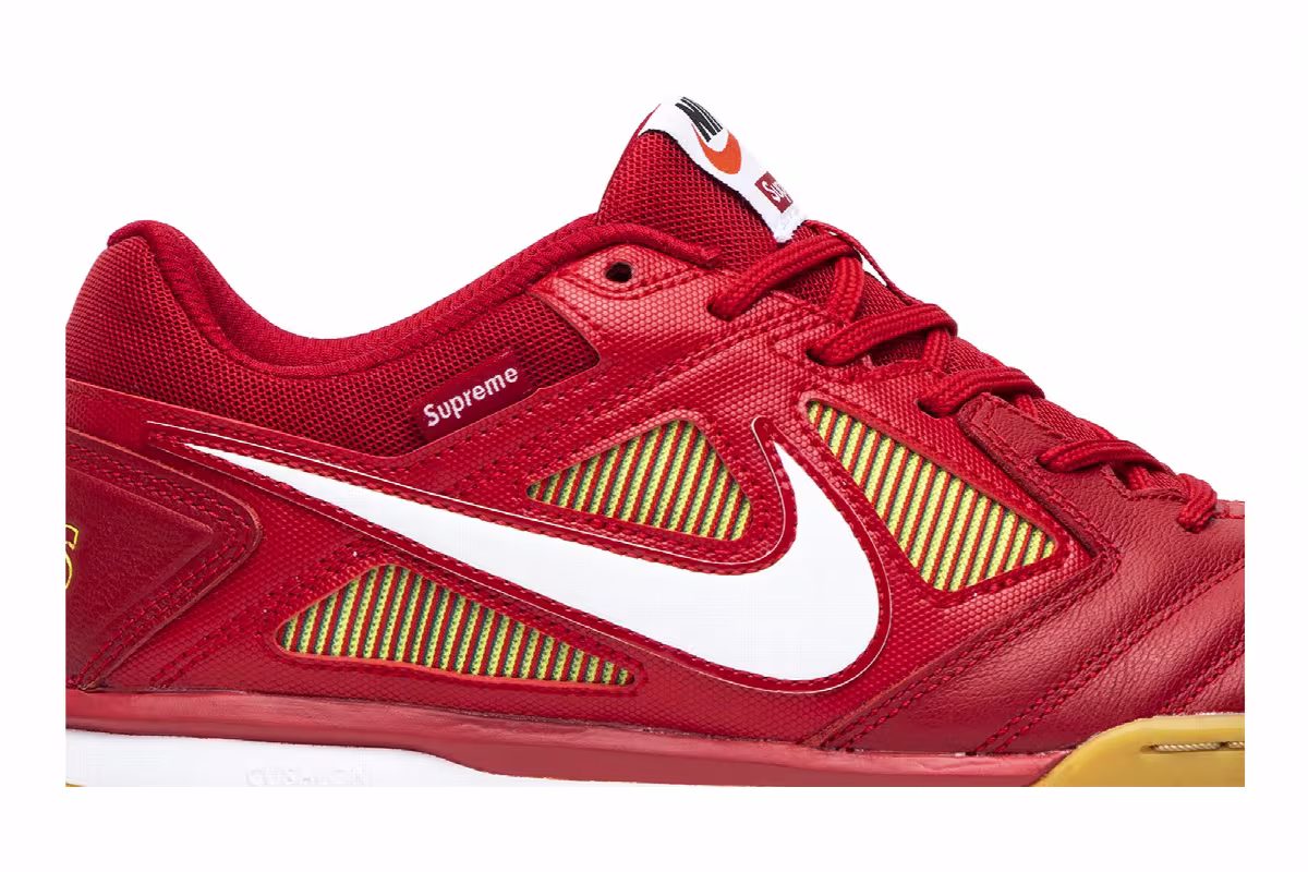 Supreme x Nike Gato SB Red, view 3